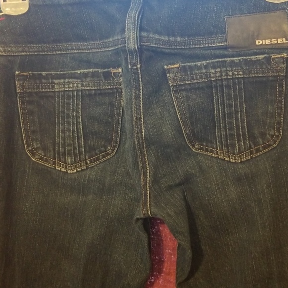 Jeans - Picture 2 of 3